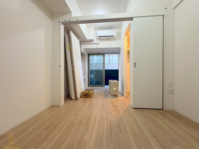 居室・リビング　セレニテ東梅田アリエ