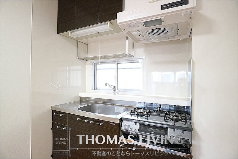 キッチン　ガスコンロついております♪（サービス品）