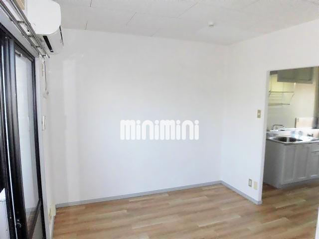 居室・リビング　綺麗なお部屋です。