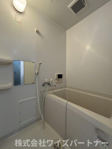 バス・シャワールーム　※別号室の為、現況優先