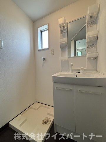 洗面設備　※別号室の為、現況優先