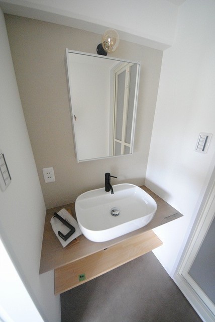 洗面設備　写真は２０６号室