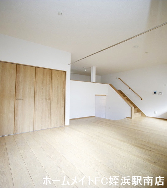 居室・リビング　★メゾネットタイプの１LDKです！！★参考写真