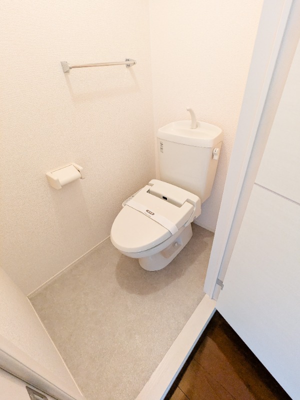 トイレ　図面と現状に相違がある場合には現状を優先