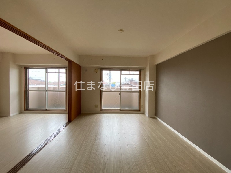 居室・リビング　同型タイプ