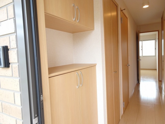 玄関　シューズボックス