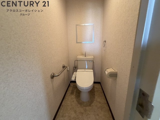 トイレ　温水洗浄便座