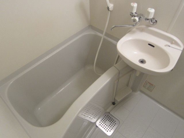 バス・シャワールーム　★きれいなお風呂場です★