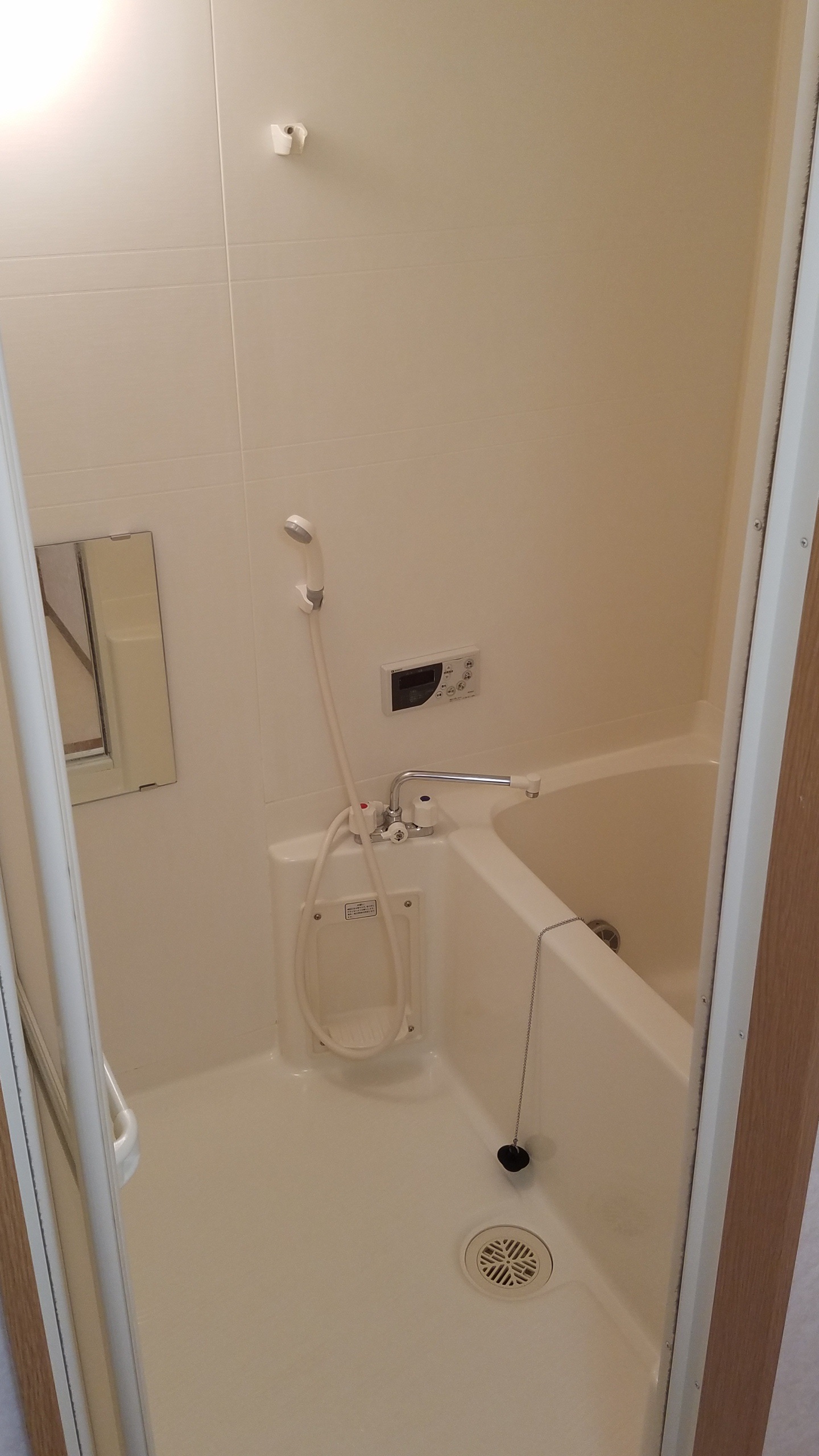 バス・シャワールーム　嬉しい追い焚き機能付き！