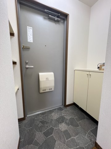 玄関　シューズボックス付き