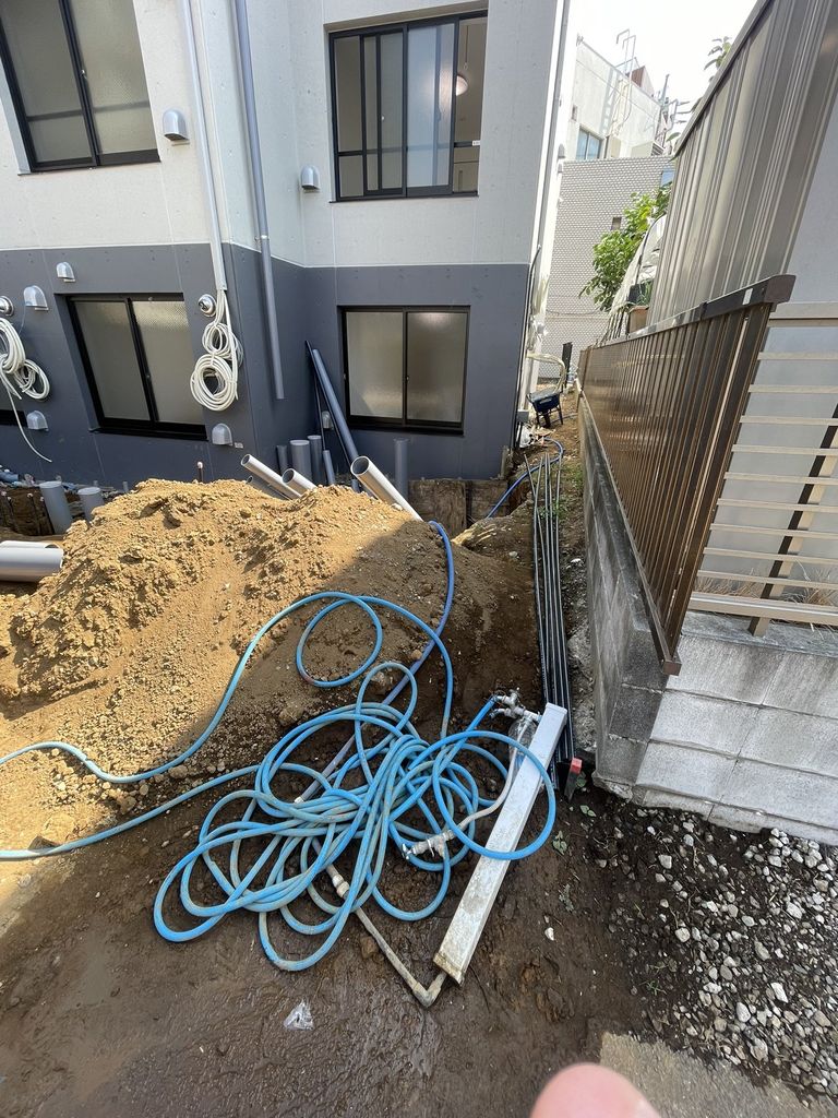 エントランス　建築中