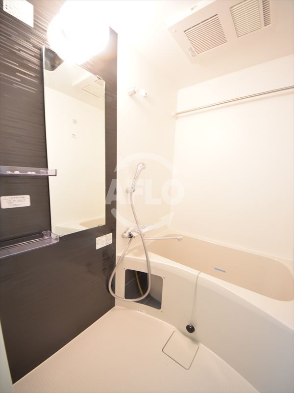 バス・シャワールーム　ファーストフィオーレ天王寺筆ヶ崎EYE　浴室