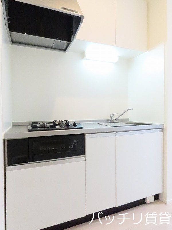 キッチン　画像は、同型タイプの為、現状を優先いたします。