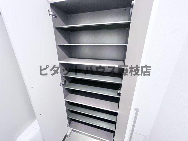 収納