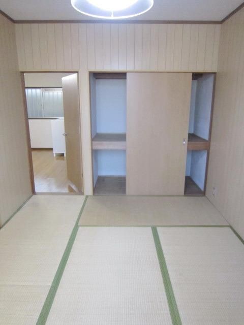 その他部屋・スペース　★和室６帖、落ち着く空間です★