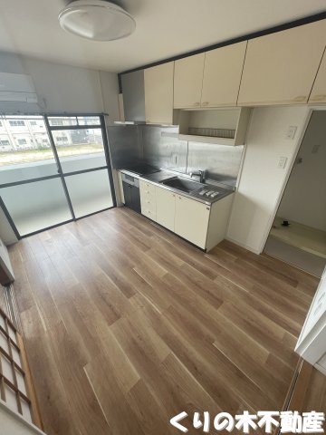 居室・リビング　同タイプのお部屋です（現況を優先します）