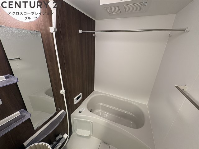 バス・シャワールーム　一日の疲れを癒す浴室です♪