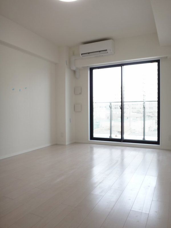 居室・リビング　※全て別号室のお写真。内装等参考にしてください。