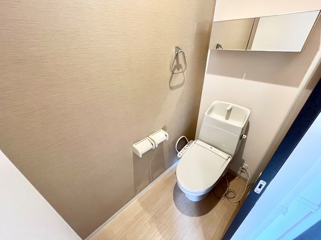 トイレ　トイレ