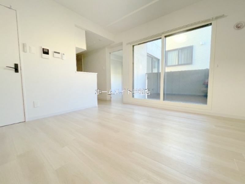 居室・リビング　明るく広々リビングスペース♪