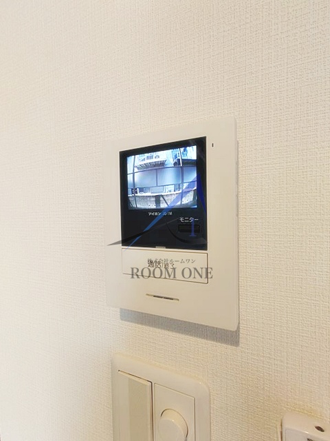 セキュリティ　モニター付きインターホンです。