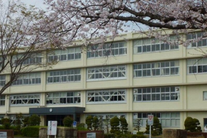 高校・高専　静岡県立浜松城北工業高校（高校・高専）まで894m
