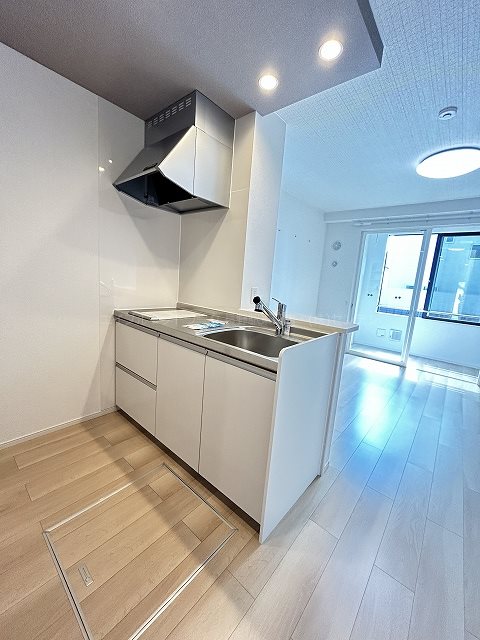 キッチン　※写真は101号室のものです。（参考）