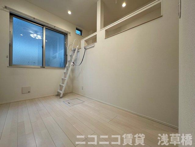 バルコニー　102号室イメージの為、現状を優先致します。