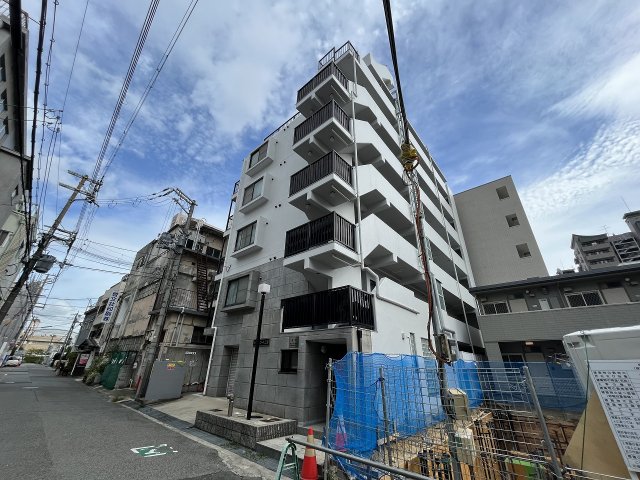 建物外観　外観は落ち着いています