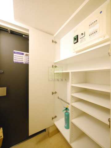 玄関　レジディア御茶ノ水