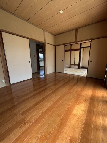 居室・リビング　ゆったりとした居間です