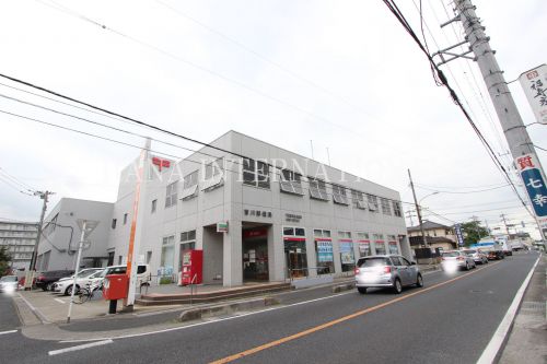 郵便局　吉川郵便局（郵便局）まで1055m