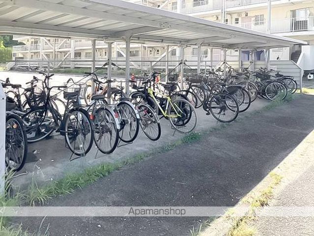 その他　駐輪場（その他）まで50m
