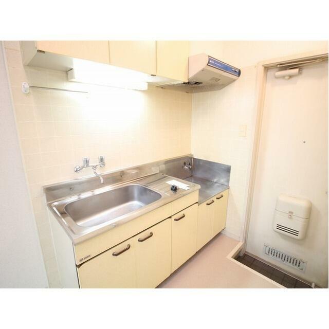 キッチン　※他の部屋の参考写真です