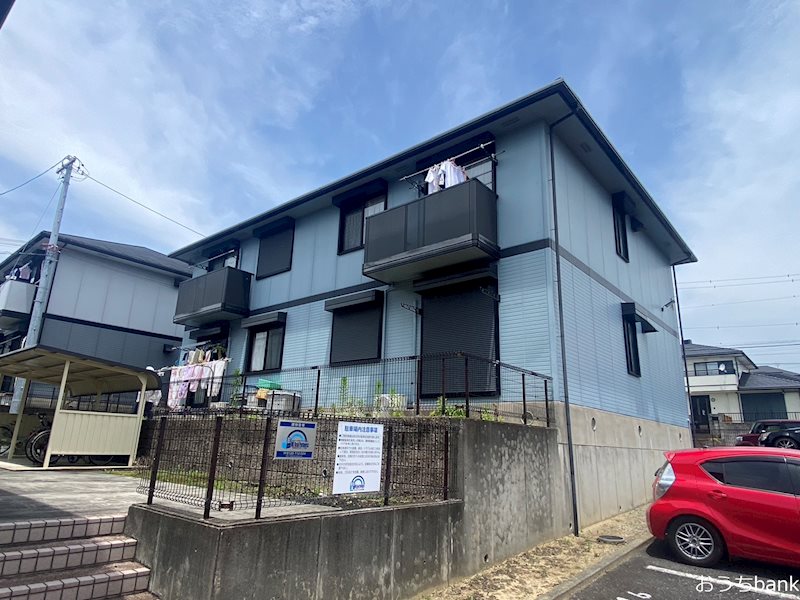 建物外観　全室角部屋、広々使える２LDKのアパートです。