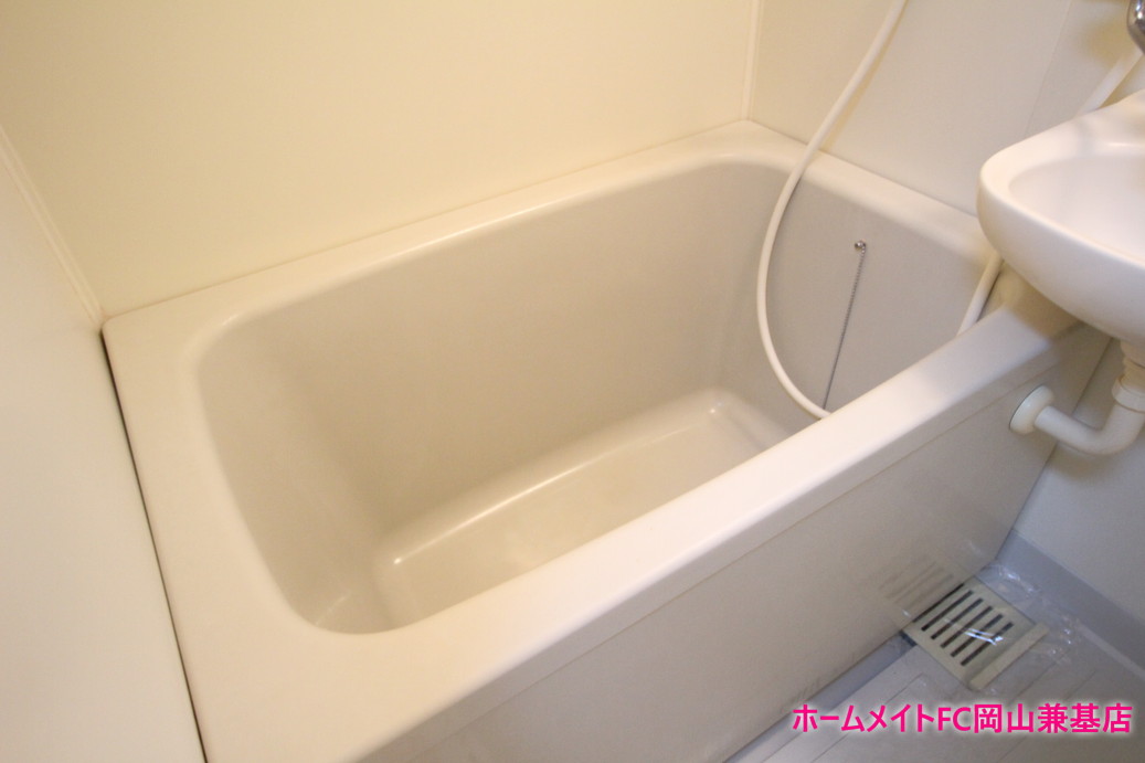 プレアール高島新屋敷の風呂写真