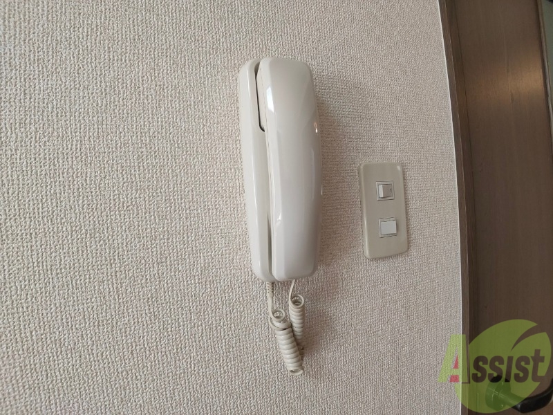 セキュリティ　来客時にはこれで受け答えが出来るので安心です。
