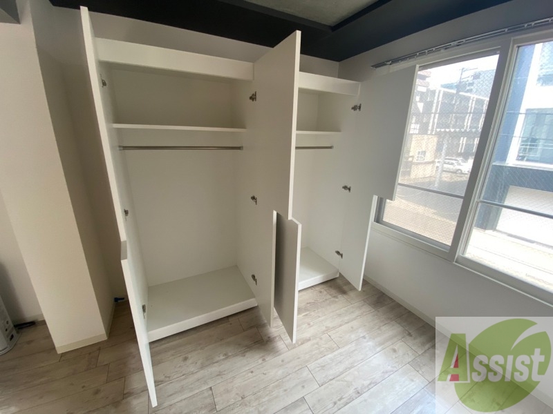 収納　収納もバッチリあるのでお部屋が片付きますよ！