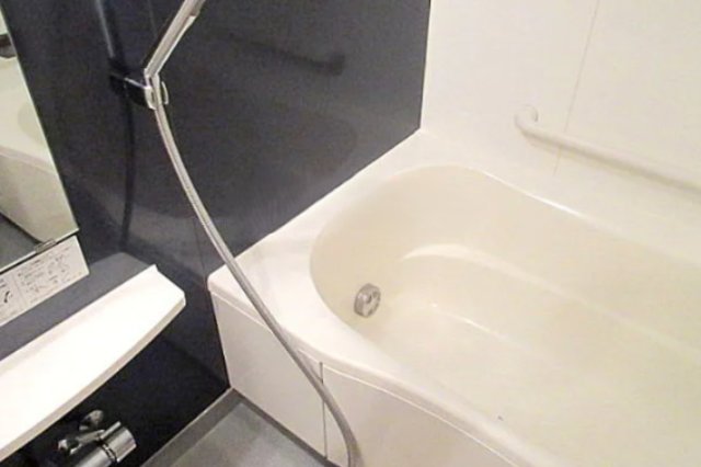 バス・シャワールーム　別部屋参考写真
