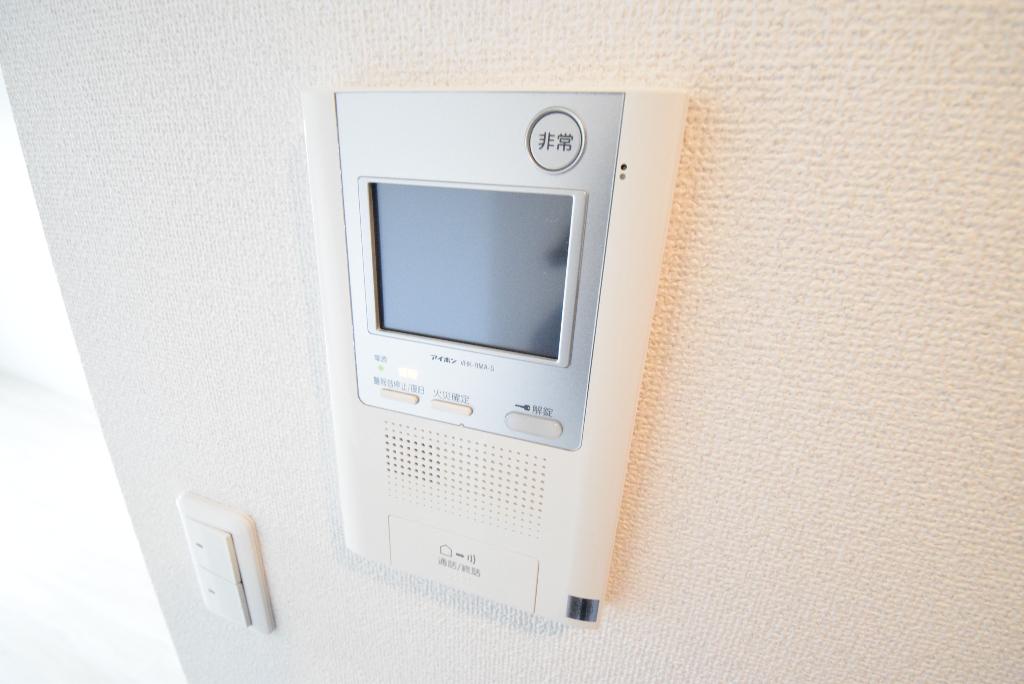 セキュリティ　カメラ付インターホン
