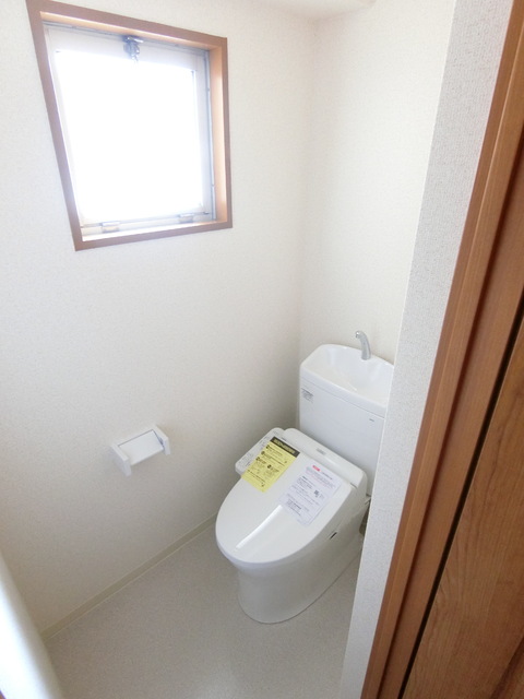 トイレ　★過去募集時の写真です。