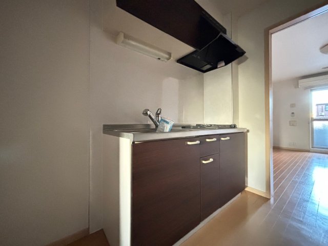キッチン　※別部屋参考写真※