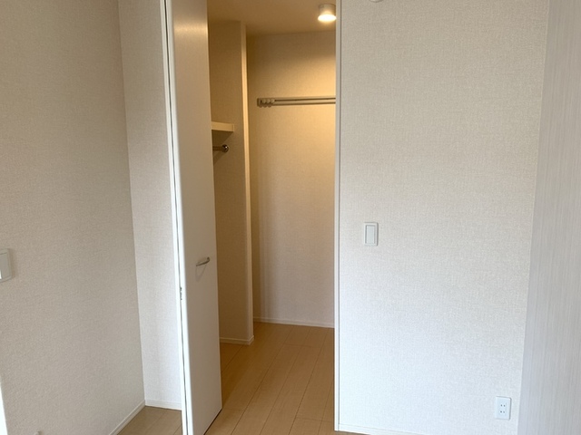 収納　ウォークインクローゼット