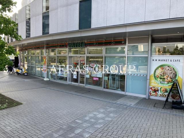 コンビニ　セブン-イレブン 横浜みなとみらい６丁目店（コンビニ）まで163m