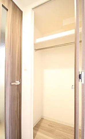 プレサンス谷町七丁目IIの内装写真