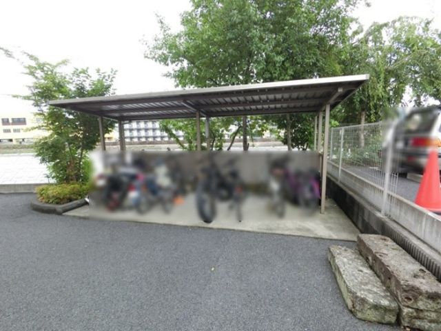 クレストコート Bの外観写真