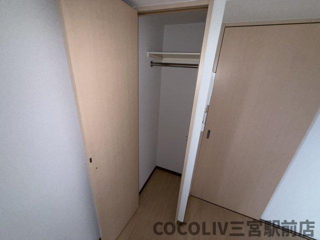 収納　同物件別部屋写真
