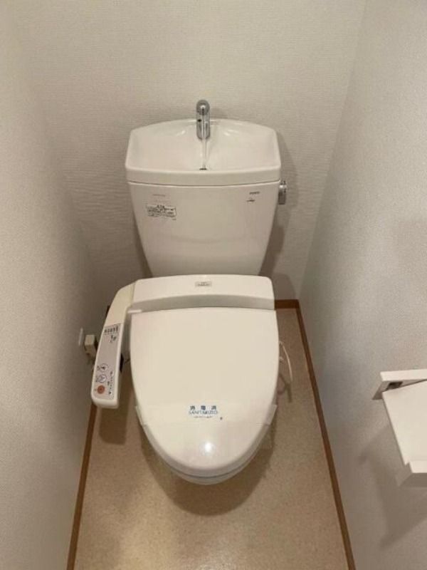 トイレ　別部屋参考写真