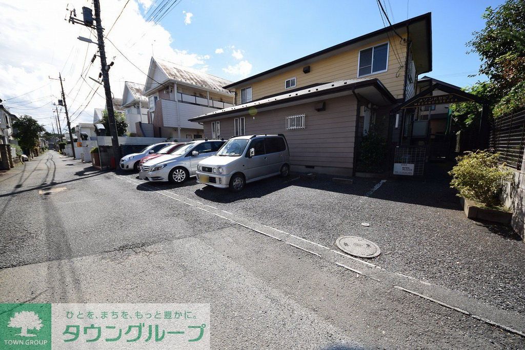 駐車場　駐車場