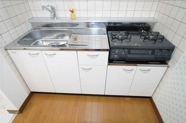 第41森宅建マンションのキッチン写真